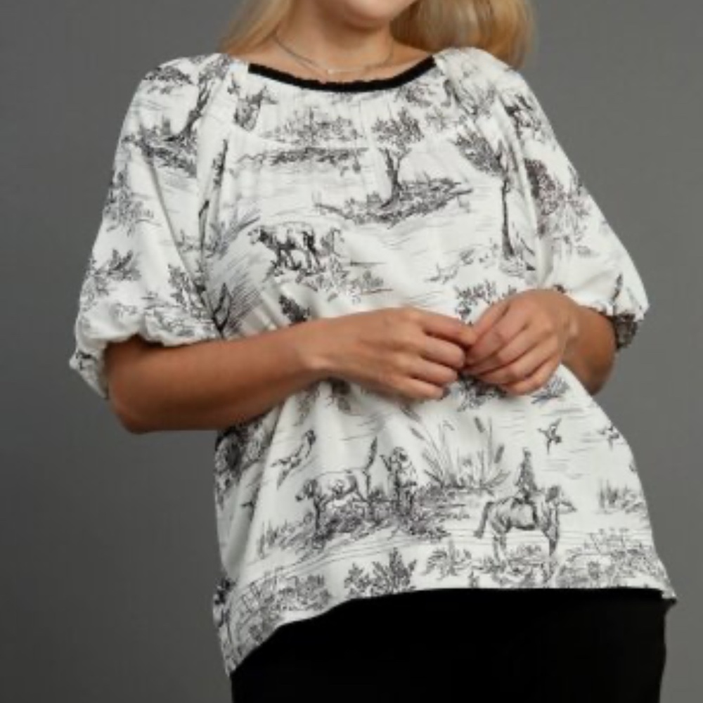 NWT Black and White Graphic Print Blouse